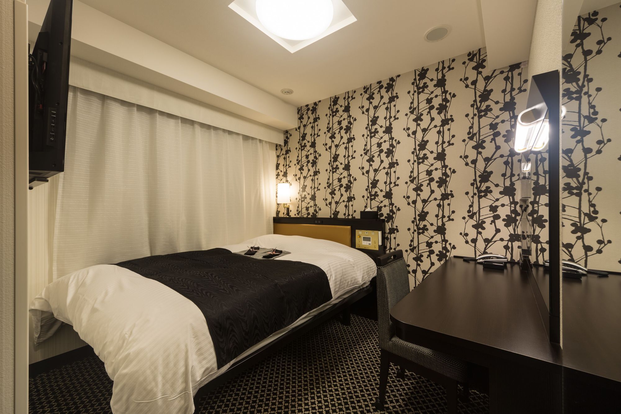 Apa Hotel Iidabashi Ekiminami Tokyo Dış mekan fotoğraf